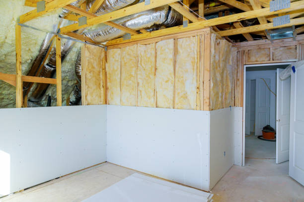 Best Residential Insulation Services  in Middlefield, OH